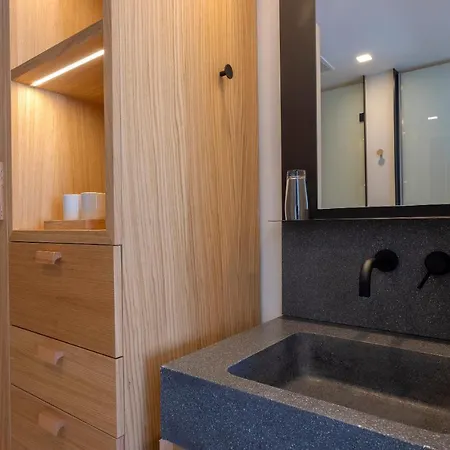 Hm Blanc Hotell 4*