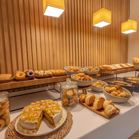 Hotel Hm Blanc