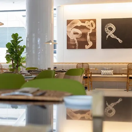 Hm Blanc Hotel